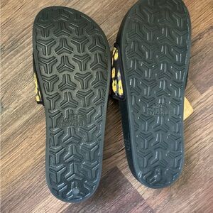 The North Face Basecamp III animal print leopard black Slide Sandals